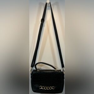 Darcy Marks London Gold Chain Accent Black Leather Weave Shoulder Strap Purse